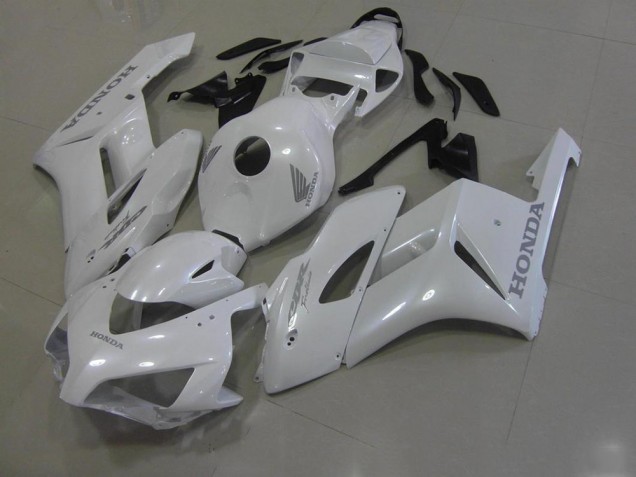 Carénage Moto Honda CBR 1000 RR 06-07 - Blanc avec Argent Décalque Carénage Moto Honda CBR 1000 RR 06-07 - Blanc avec Argent Décalque