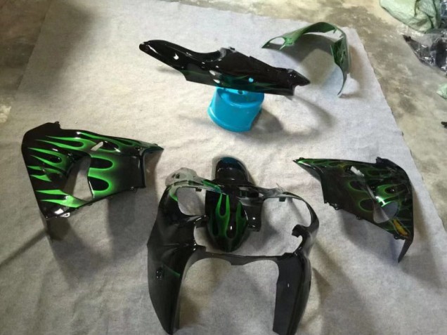 Carénage Moto Kawasaki ZX9R 02-03 - Noir Brillant Vert Flamme Carénage Moto Kawasaki ZX9R 02-03 - Noir Brillant Vert Flamme