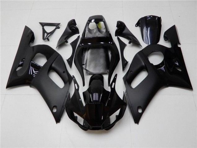 Carénage Moto Yamaha R6 98-02 - Brillant Noir Mat Carénage Moto Yamaha R6 98-02 - Brillant Noir Mat